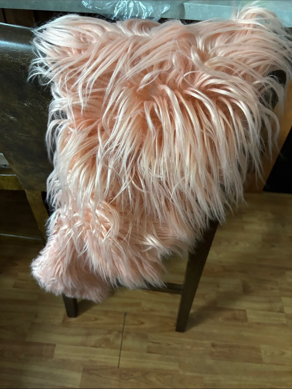 SAACHI Faux Fur Shrug in Pink Blush
